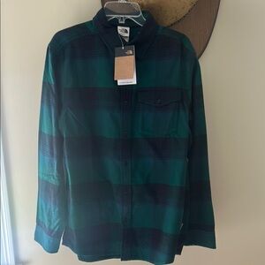 The North Face Green and Black Chamois Shirt - size L NWT